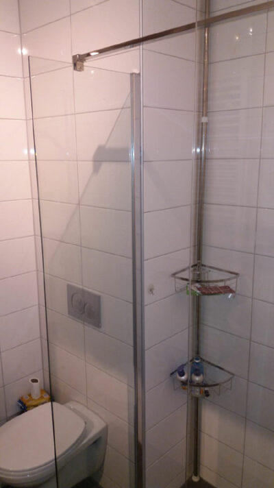 Douchewand plaatsen